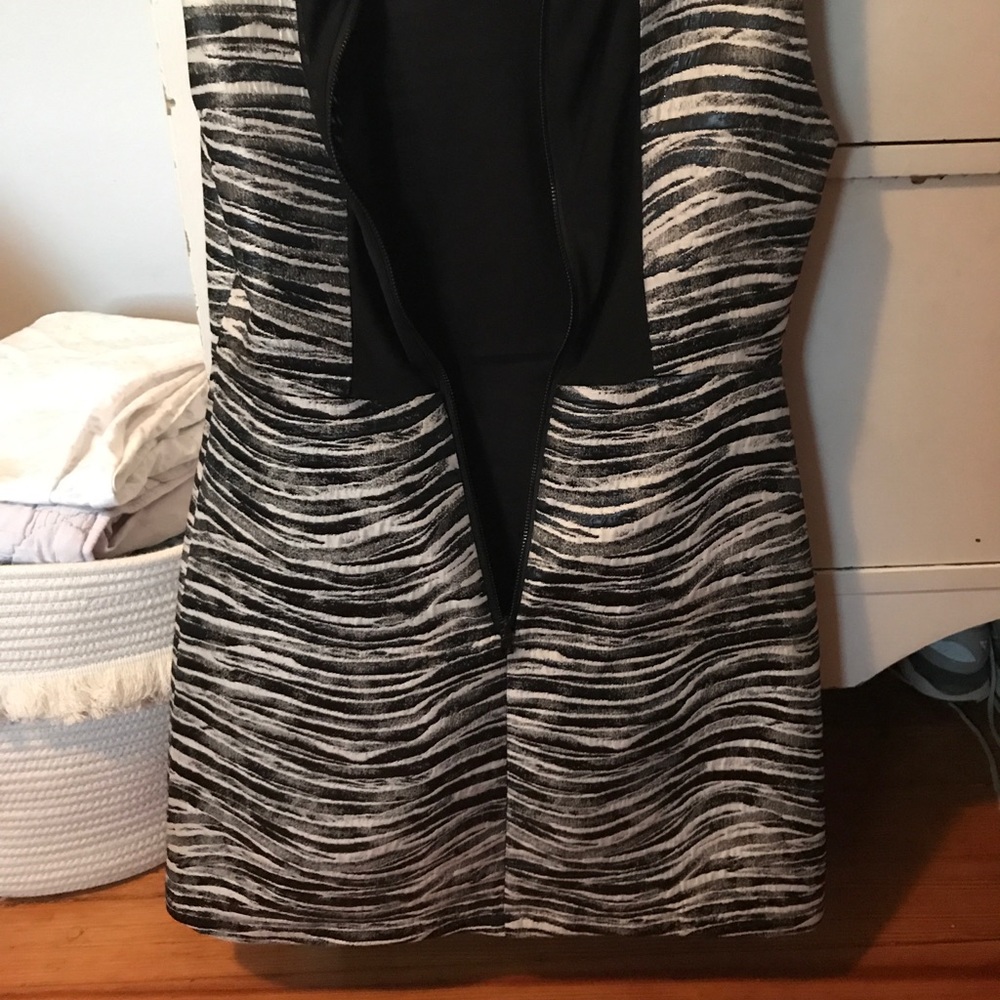 Alice and Olivia Mini print dress size 2